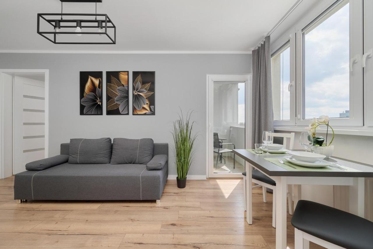 Apartament Studzienna Wroclaw By Noclegi Renters Exterior foto