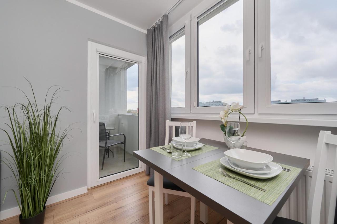 Apartament Studzienna Wroclaw By Noclegi Renters Exterior foto